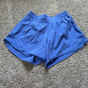Lululemon Hotty Hot LR shorts